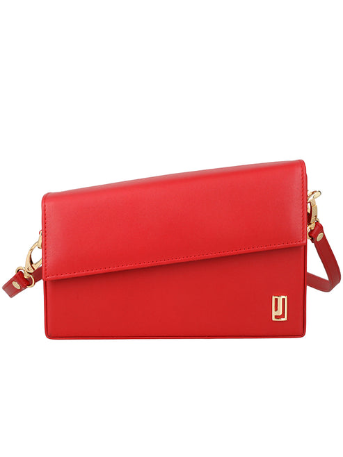 Ladies leather handbag in UK