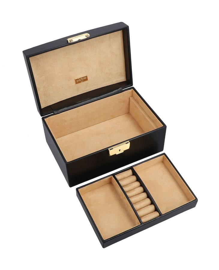 Best leather accessories in UK